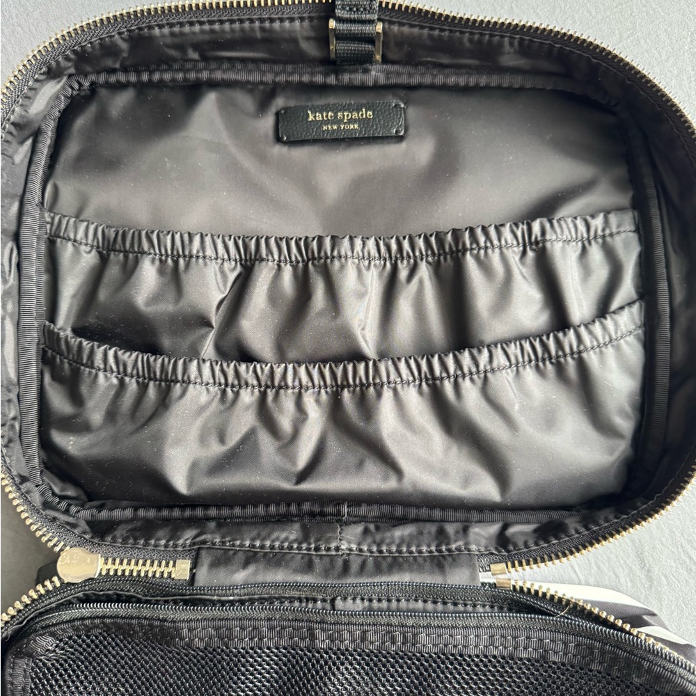 Kate Spade Travel Bag - Picture 3 of 3